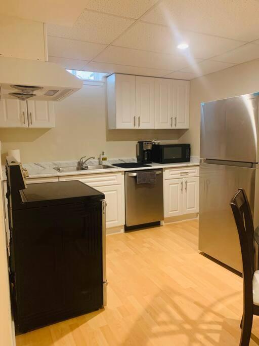 Finished 2 Bedroom Apartment In An Upscale Area Of 아약스 외부 사진